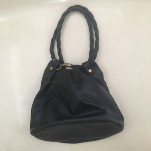 Relic black shoulder purse